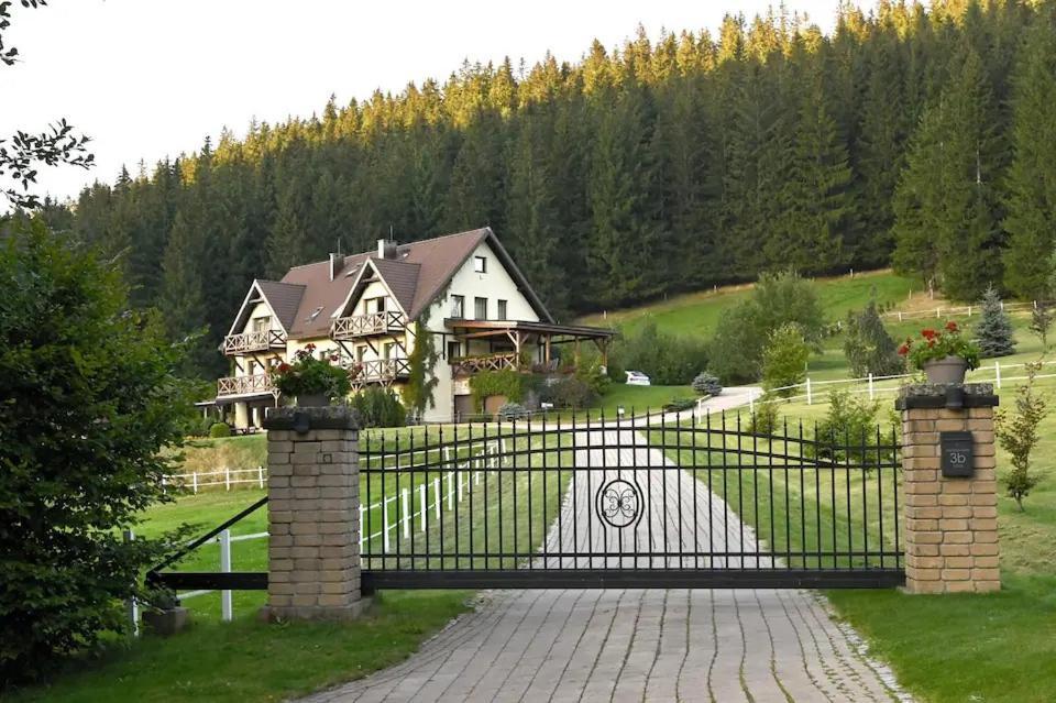 Вилла Wichrowe Wzgorze Строне-Слёнске Экстерьер фото
